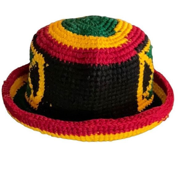 Hand Crafted Crotchet Bucket Hat Rasta Coloring - Picture 4 of 6